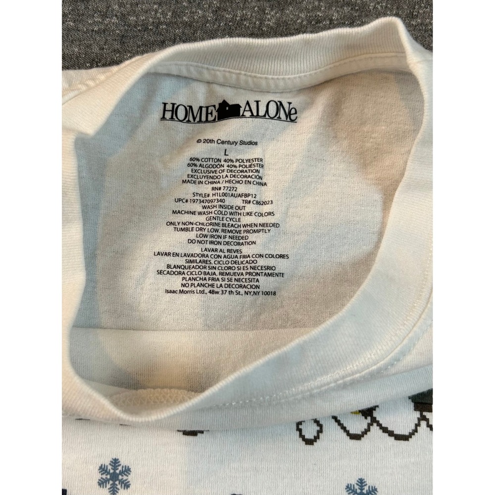 Home Alone White Merry Christmas Ya‎ Filthy Animal T-Shirt Size L - Large - Picture 3 of 8
